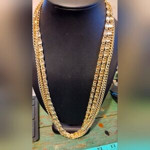 Sarah Coventry Vintage Multi Strand Gold tone necklace. 12 inches long